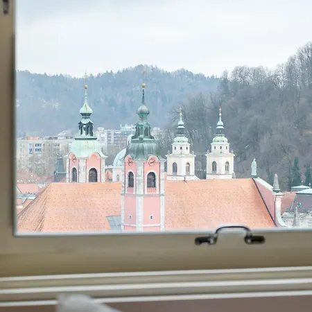 Apartma Skyscraper Amazing Castle & View